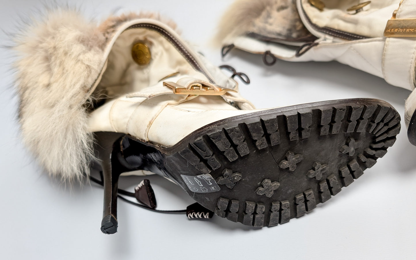 Dsquared2 ecru boots lined with real fur - EU37|UK4|US6