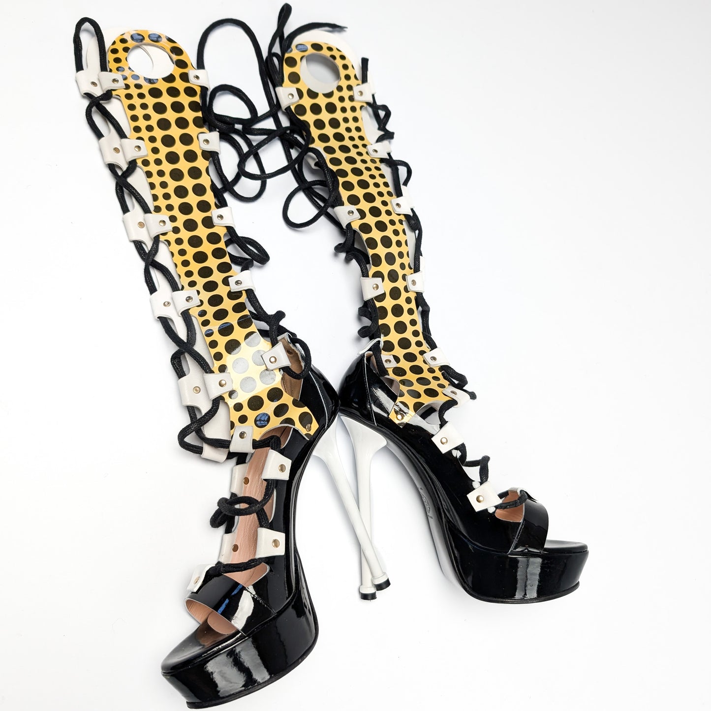 Versace S/S 2010 Open Toe Link Sandals - EU37|4UK|6US