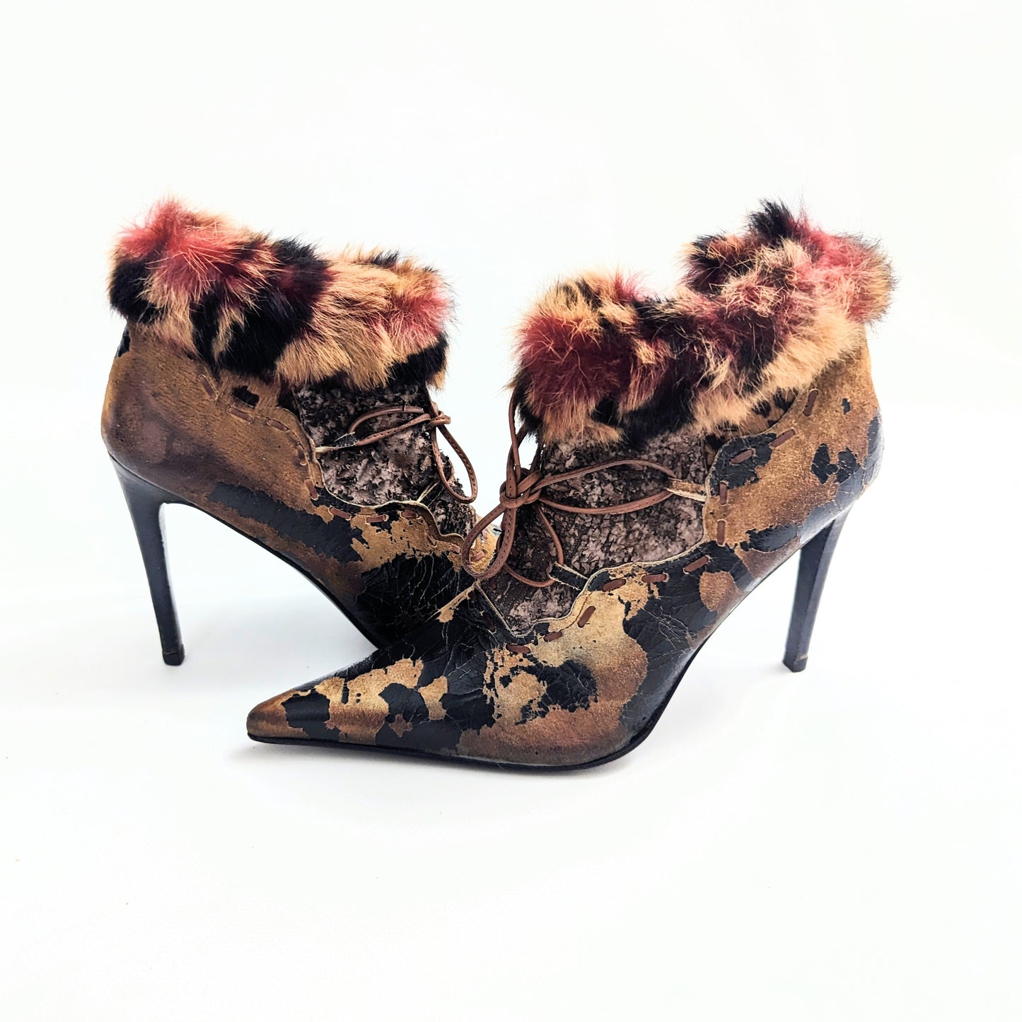 El Dantes cracked leather and fur ankle boots - EU39 | UK5.5 | US7.5