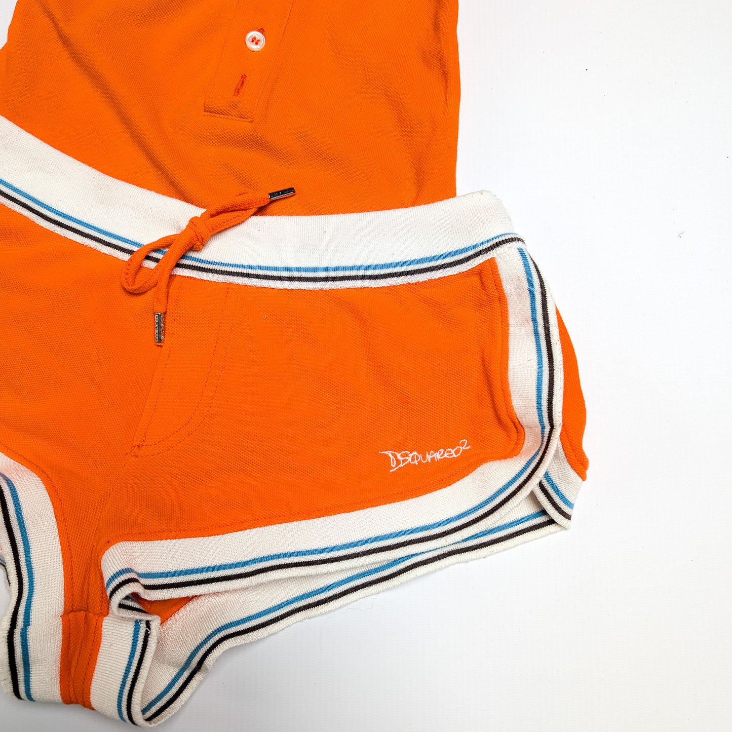 Dsquared2 orange shorts set