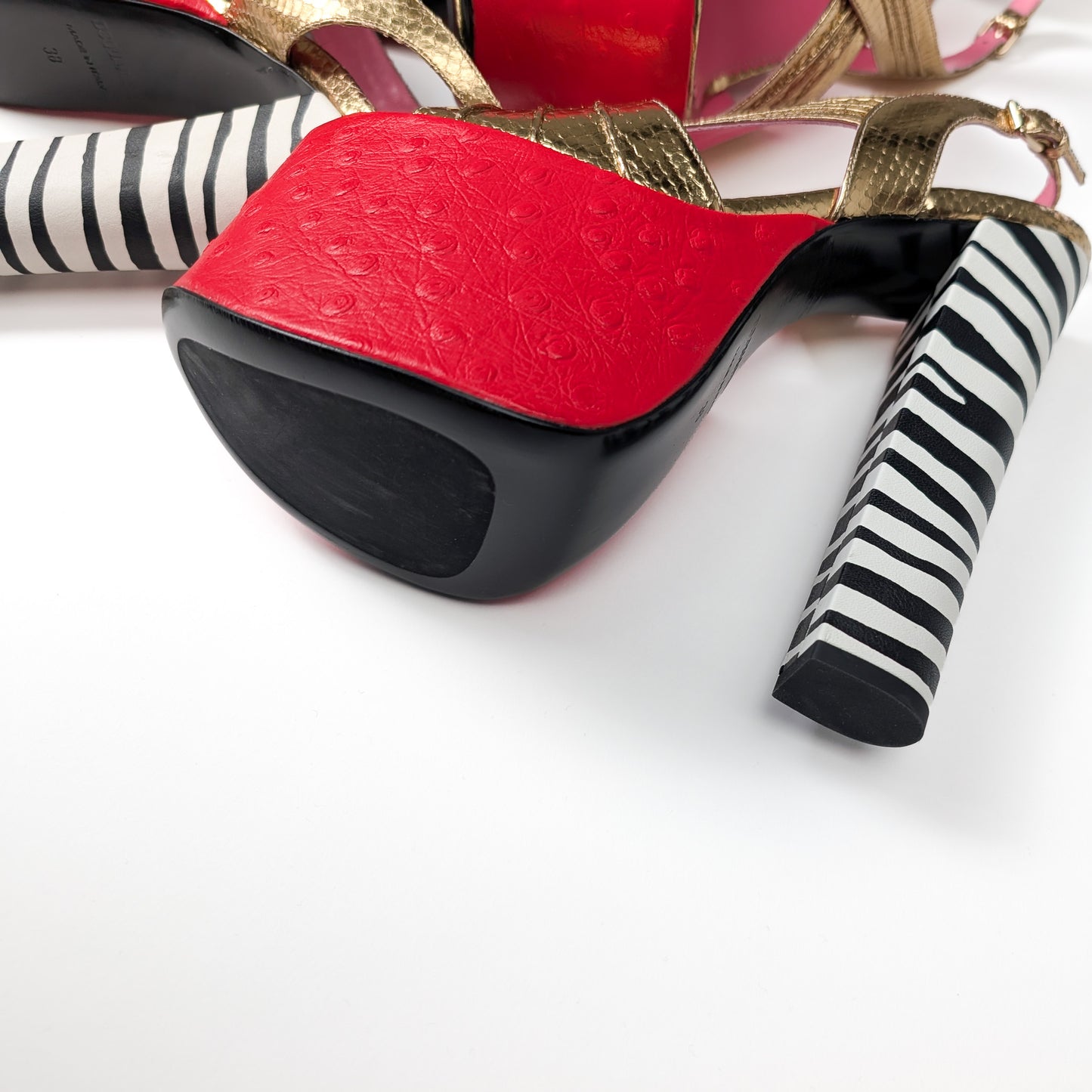 Dsquared2 Sandals - 3 sizes available: 37, 38, 39