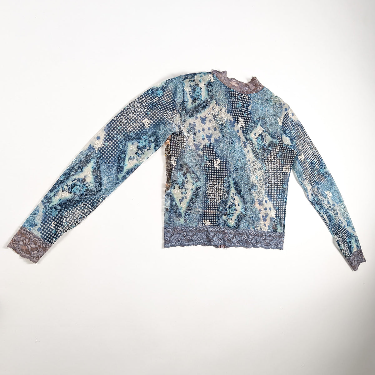 Vintage long-sleeved top