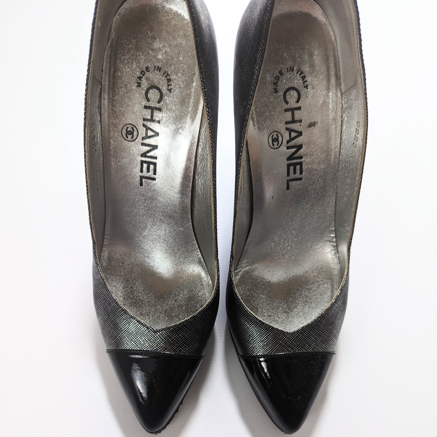 Vintage Chanel pump with geometric heel - T37